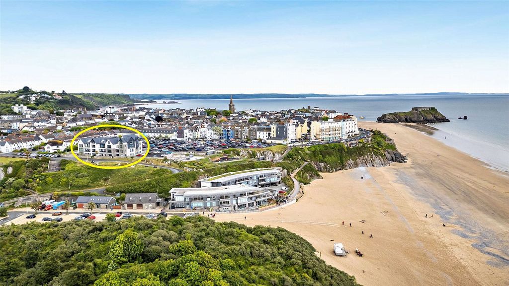 2 bed flat for saleBattery Road, Tenby, Pembrokeshire SA70