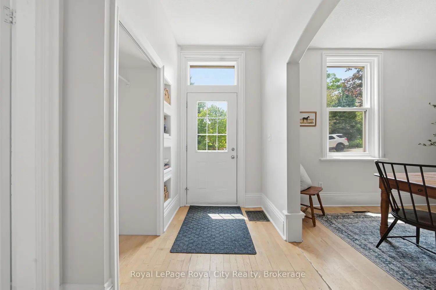 26 Fergus Street photo 3