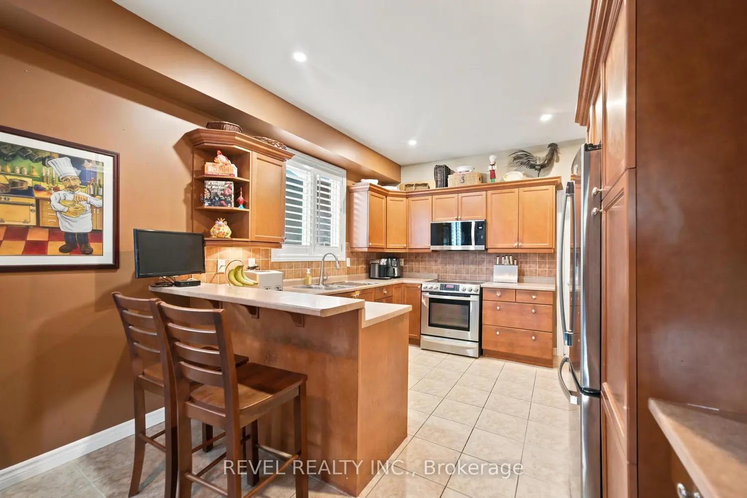 207 Valridge Drive photo 4