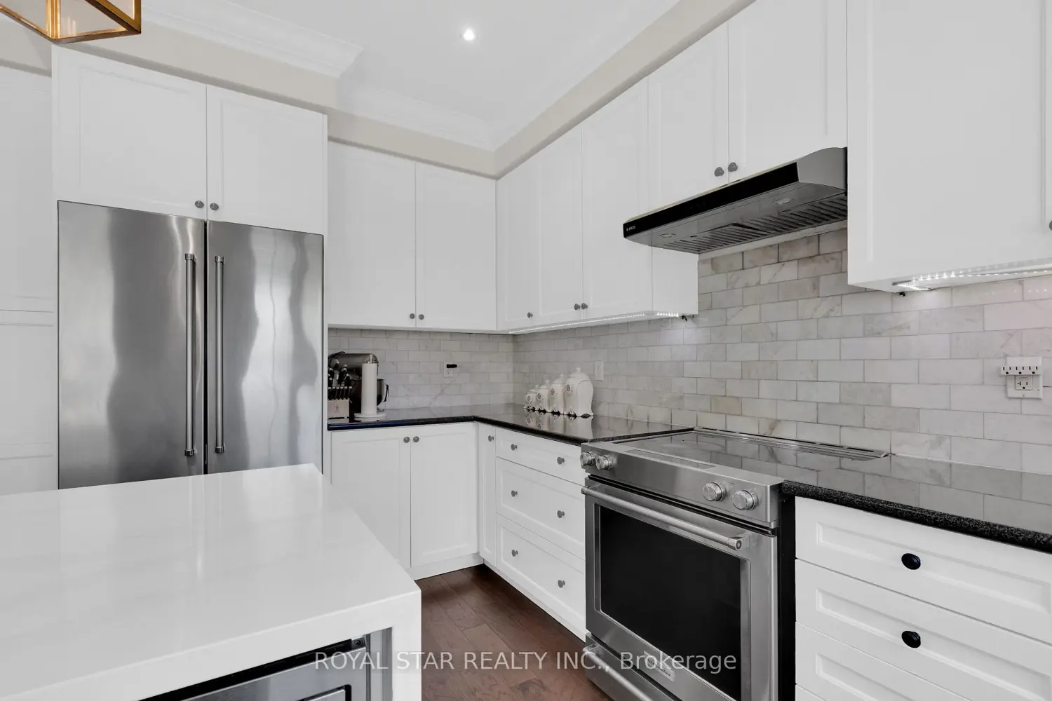 50 Brookwater Crescent photo 3