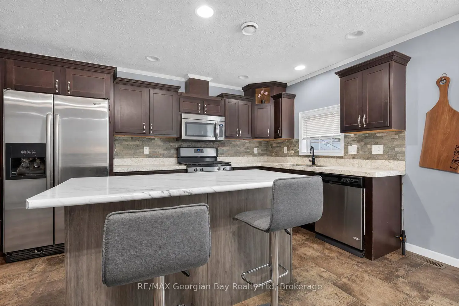 927 Vindin Street photo 3