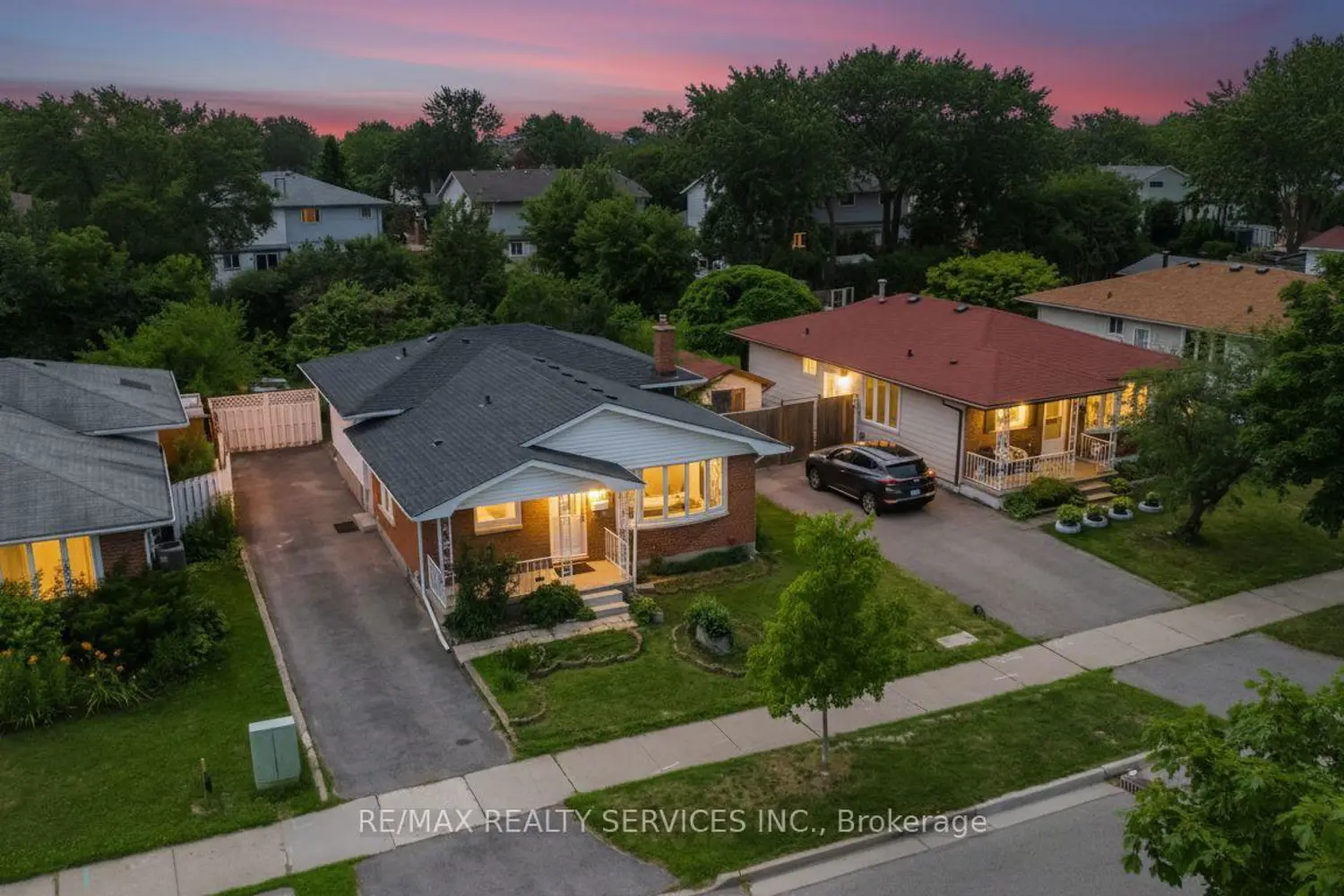 1259 Ernest Avenue photo 3
