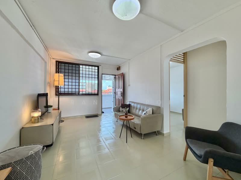 241 Serangoon Avenue 3 photo 2