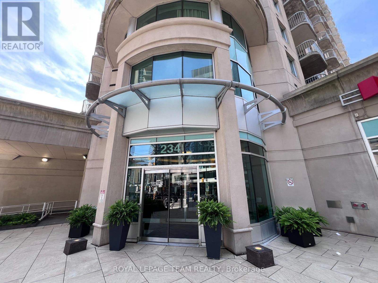 1007 - 234 RIDEAU STREET