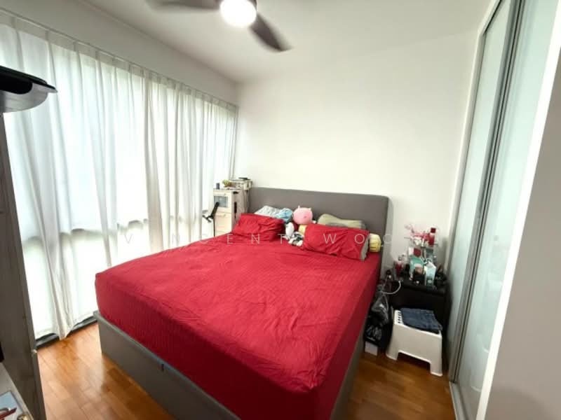 82 Punggol Central photo 5