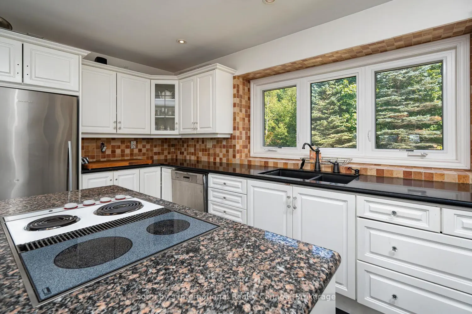 203 Ski Hill Road photo 4