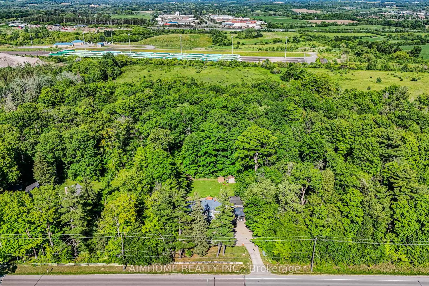 12827 Leslie Street photo 4