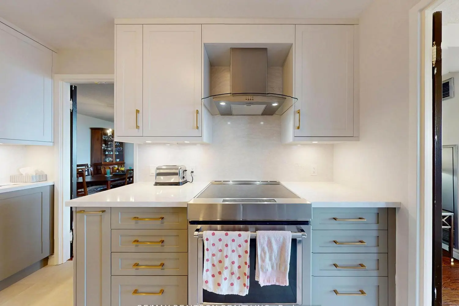 5 Kenneth Avenue 1208 photo 5