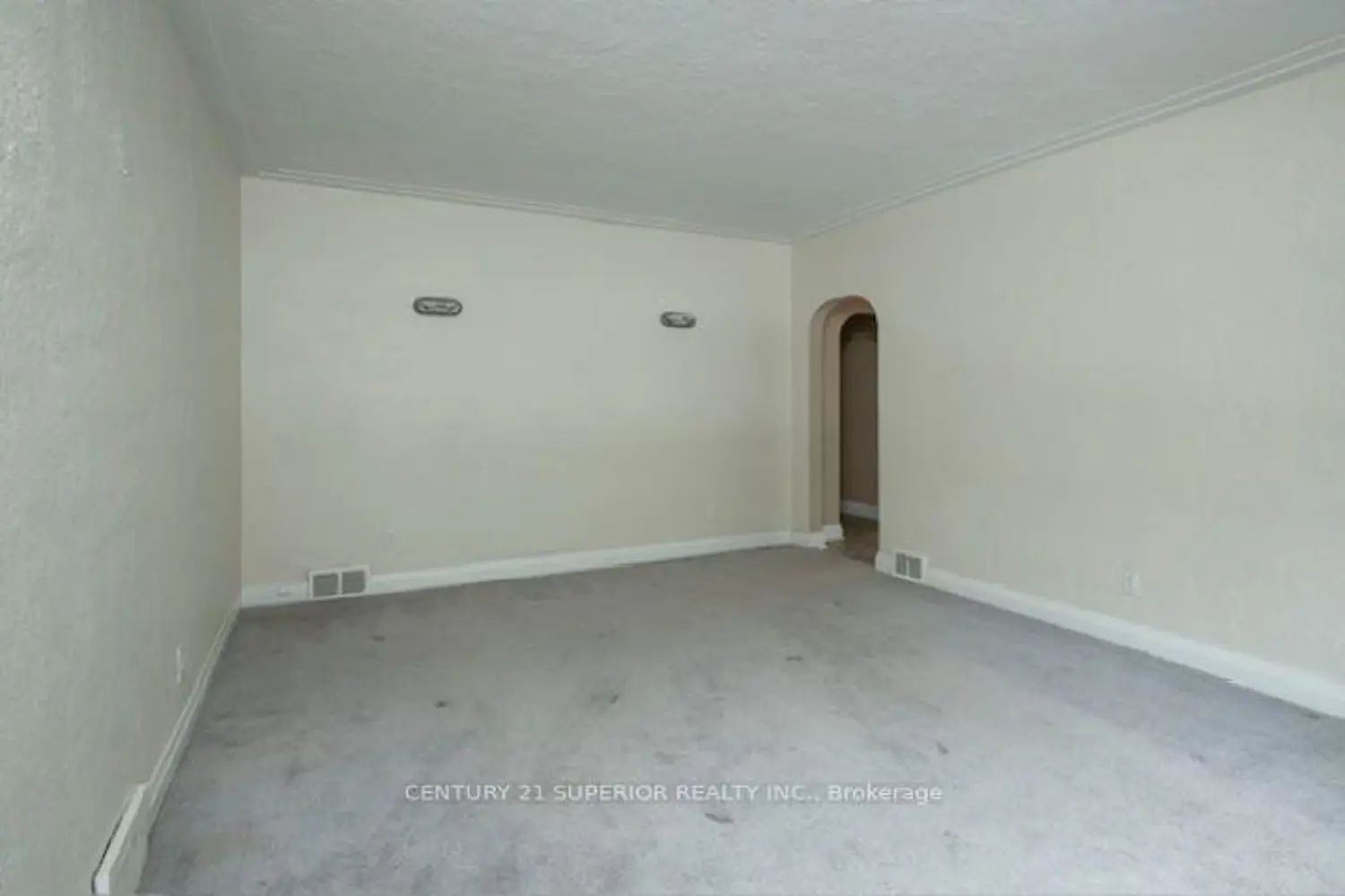 327 Brunswick Street photo 4