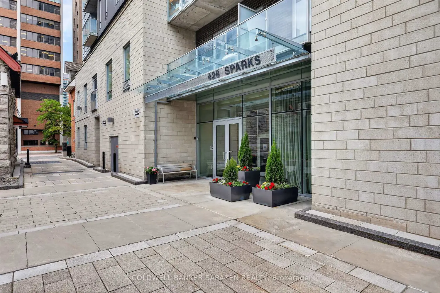 428 Sparks Street 1702