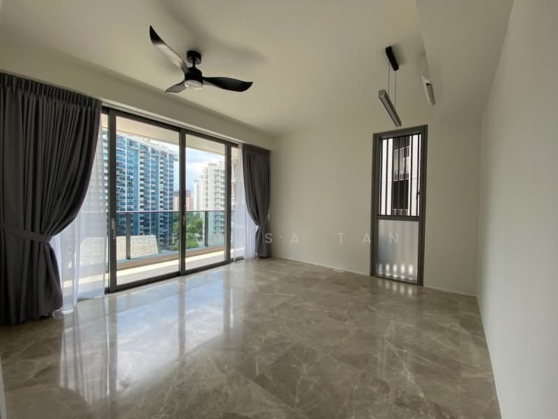 16 Amber Gardens
