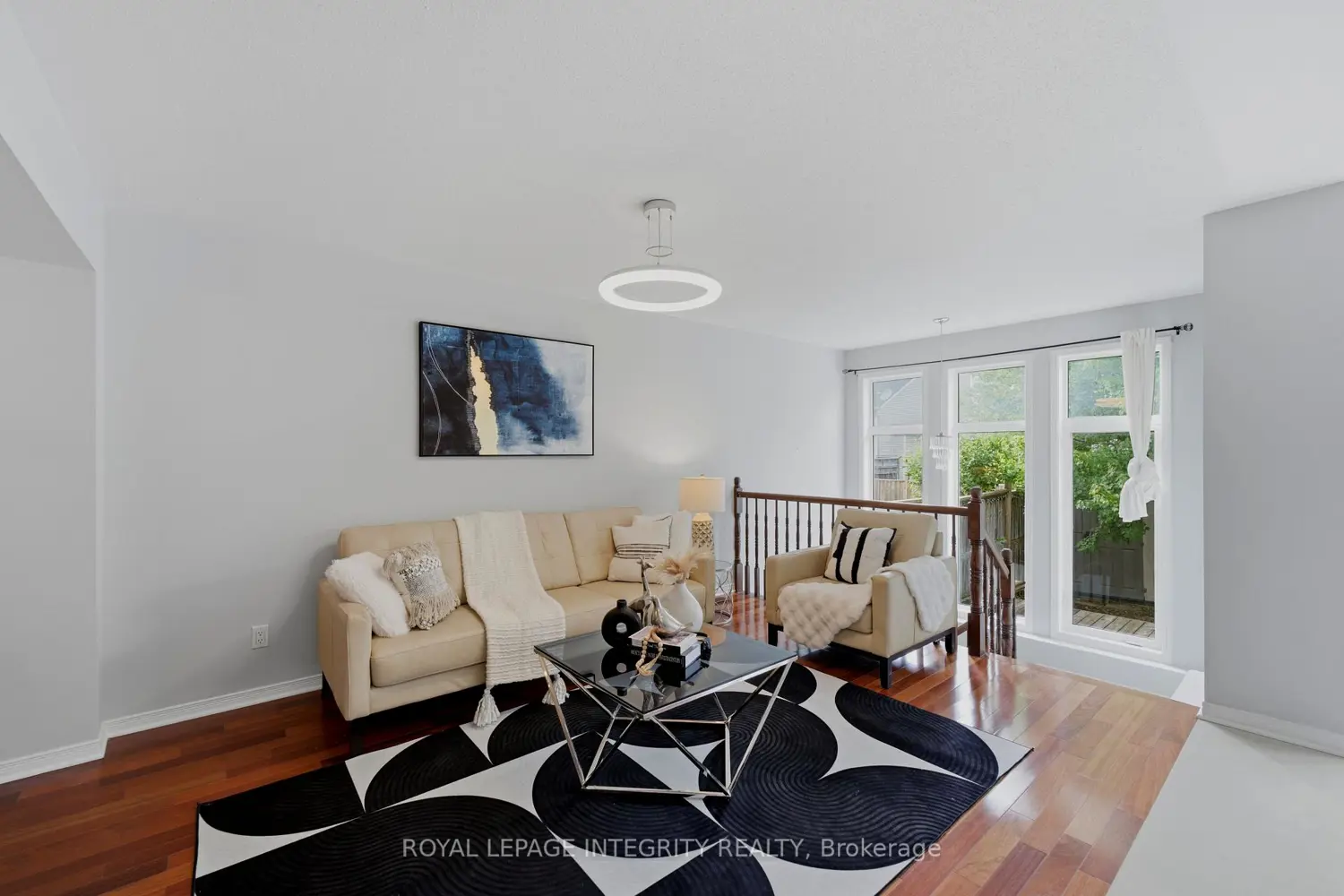 160 Deercroft Avenue photo 5