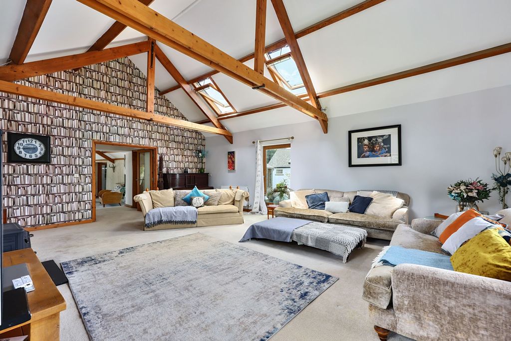 5 bed barn conversion for salePlympton, Plymouth PL7 photo 3
