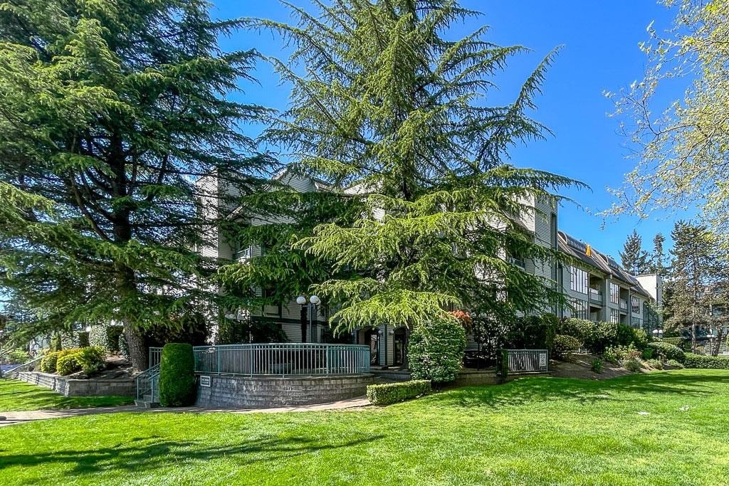 107-2925 Glen Drive, Coquitlam, BC, V3B 7H9