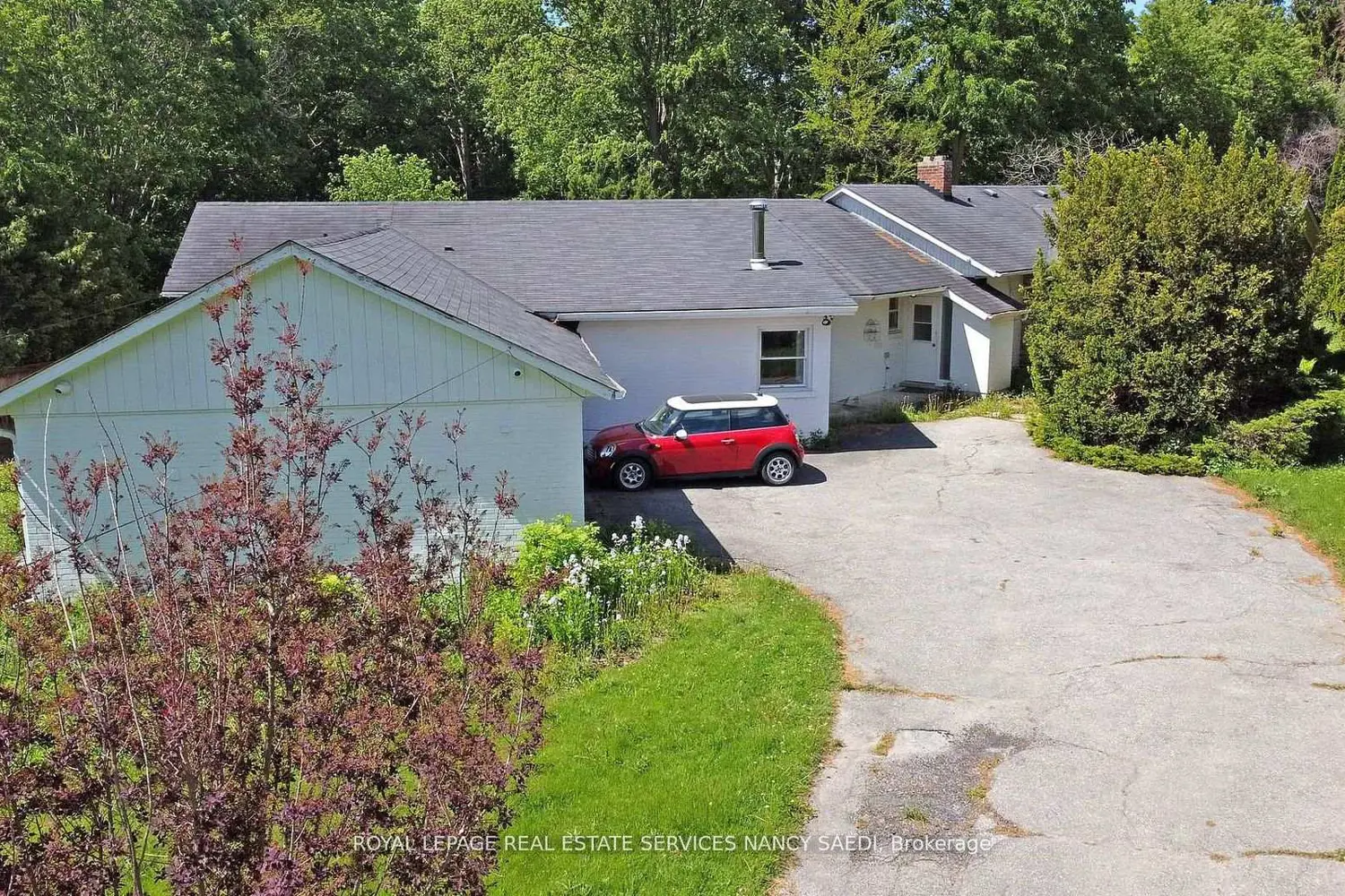 78 Arjay Crescent photo 2