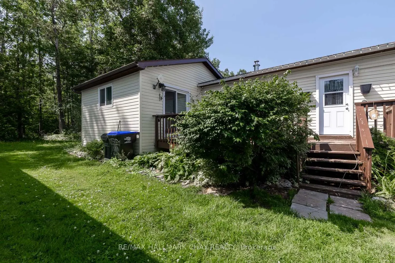 1331 Hilltop Road photo 2