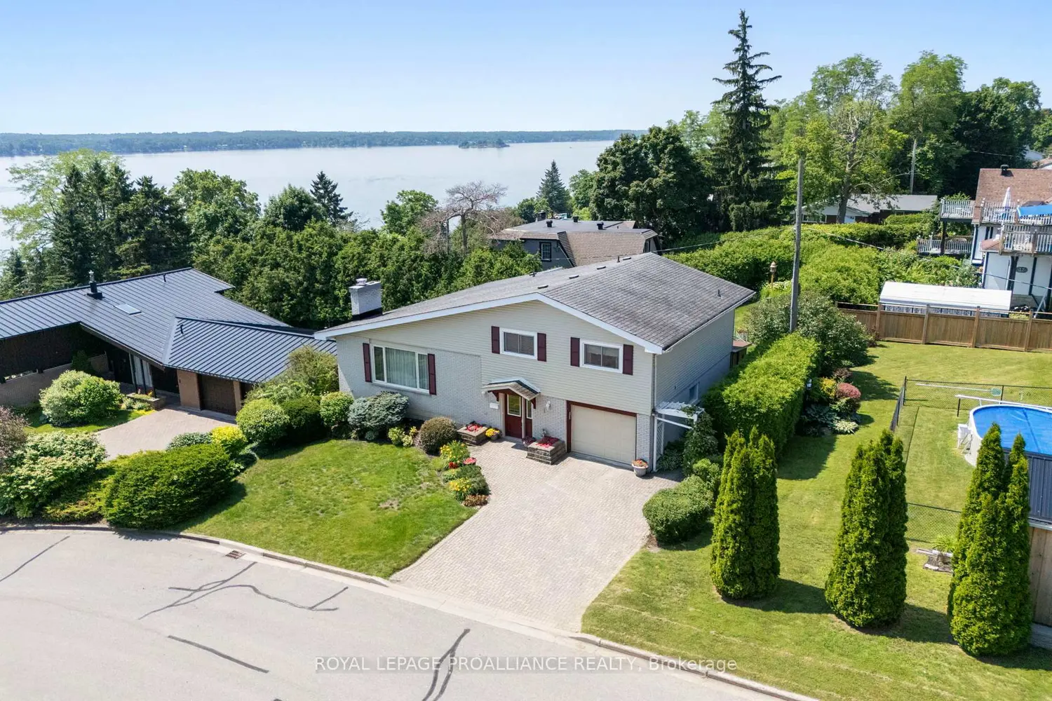 1 Hardy Crescent