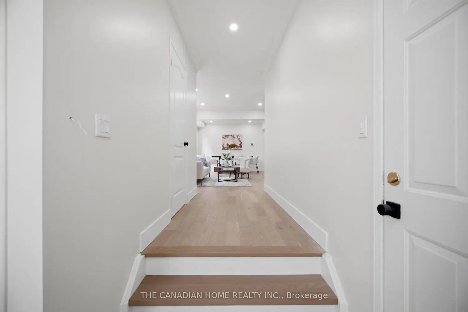 5057 Churchill Meadows Boulevard photo 4
