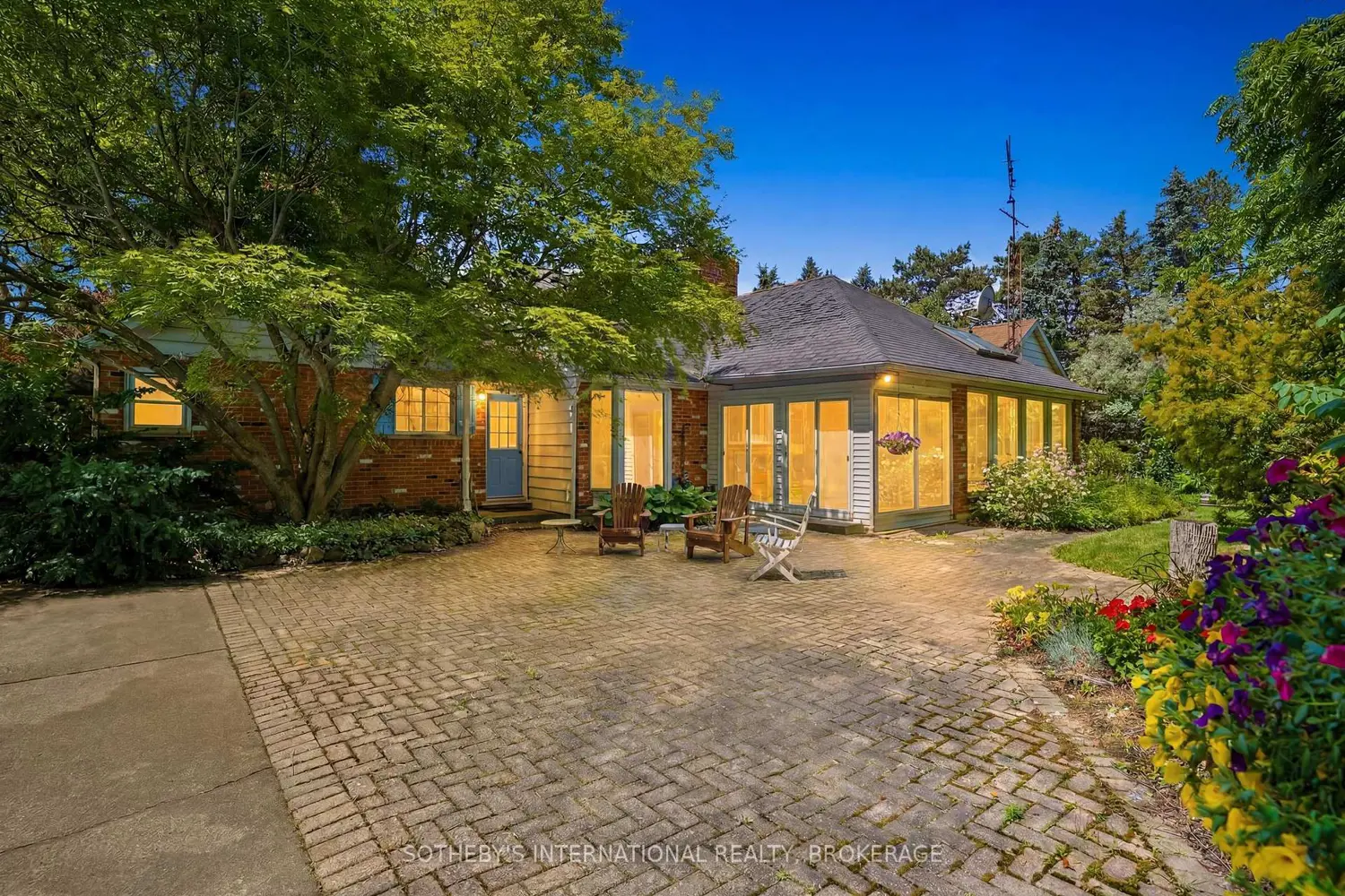 22 Colonel Butler Crescent