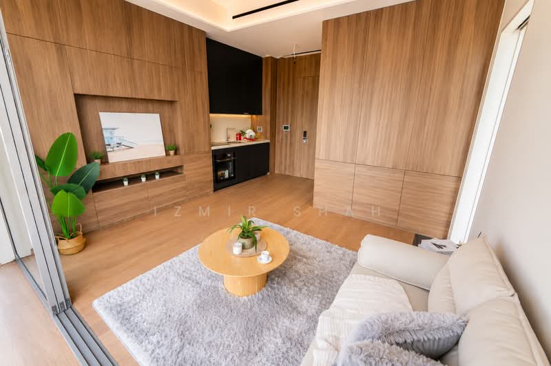 10 Evelyn Road photo 4