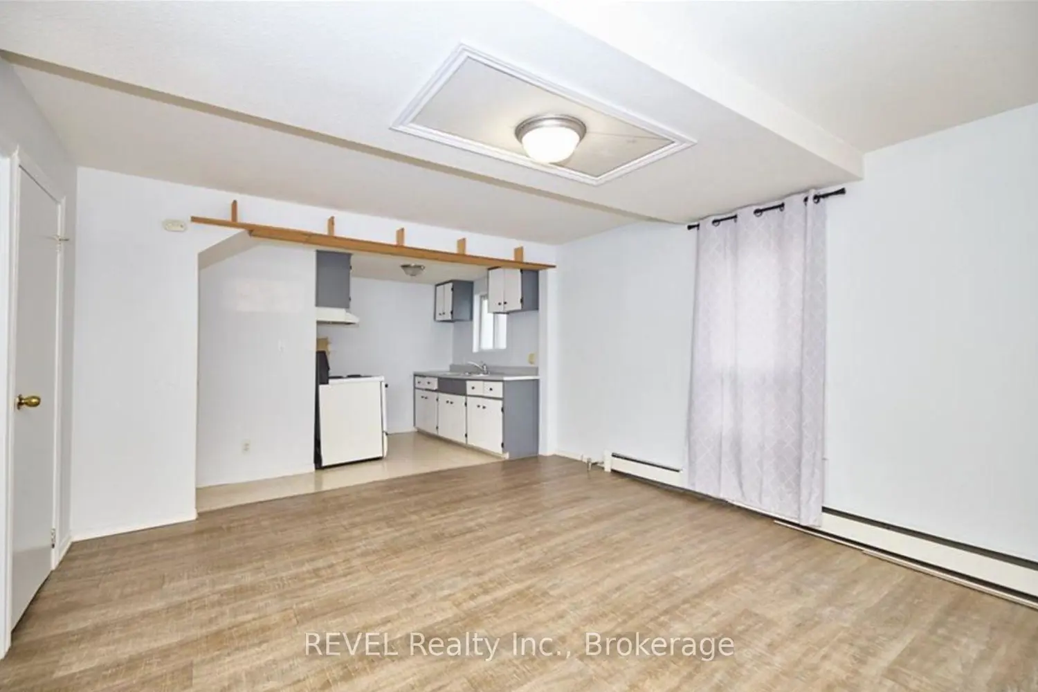 8 Pelham Road photo 5
