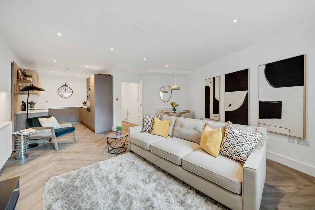 1 bed flat for saleUnit 20 The Wharf Collection, Battersea SW11