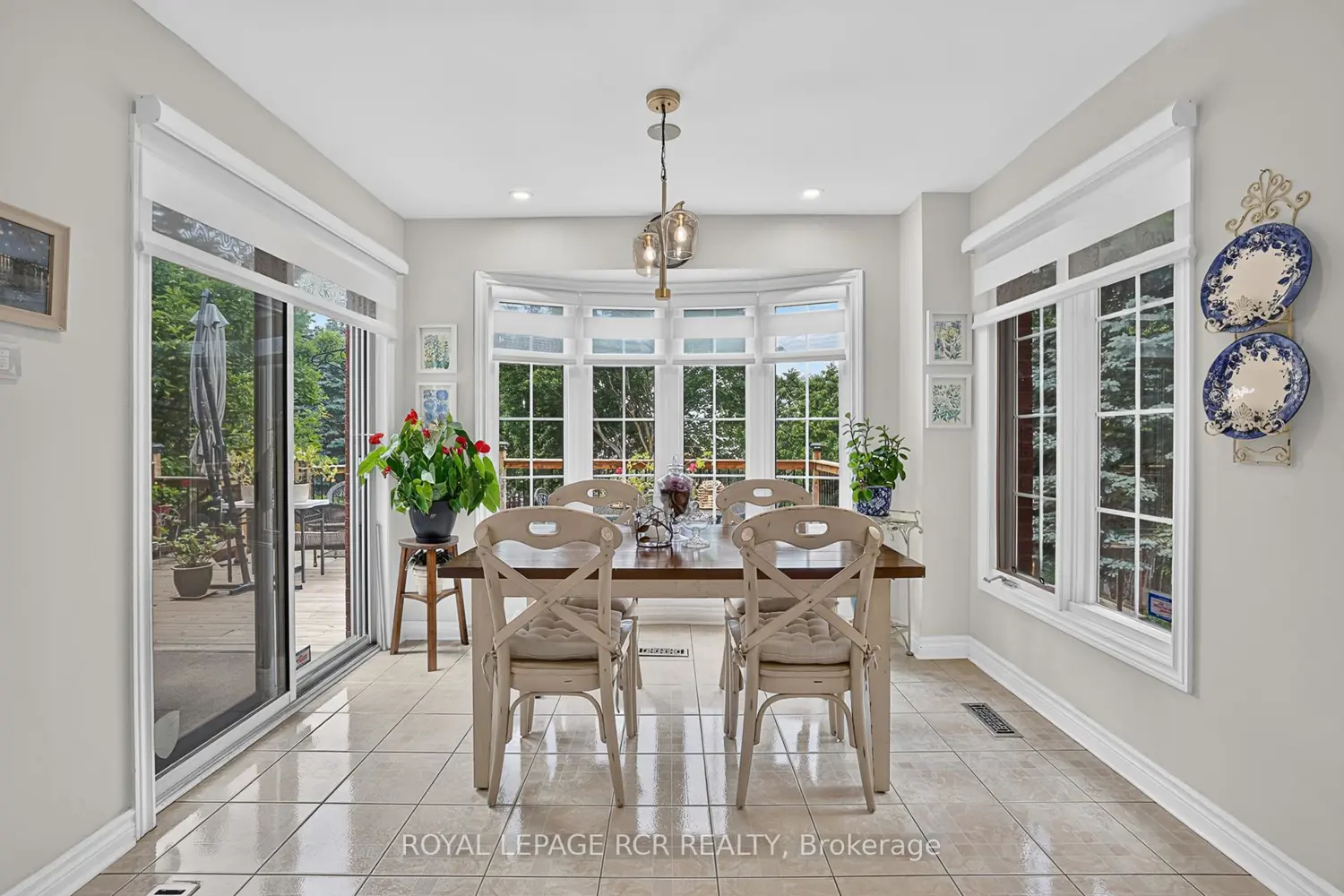 713 Exceller Circle photo 4