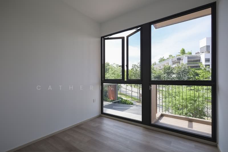 35 Canberra Drive photo 5