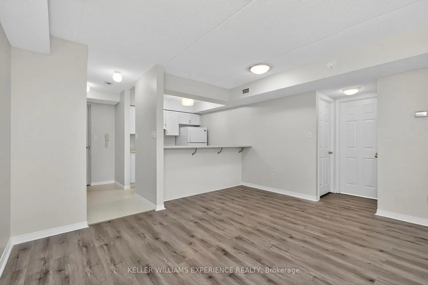 107 Bond Street 208 photo 5