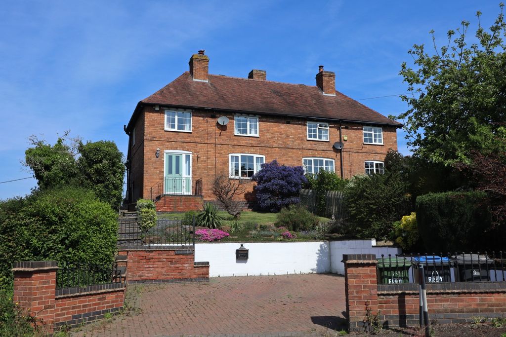 3 bed semi-detached house for saleThe Mount, Main Road, Ansty, Coventry CV7