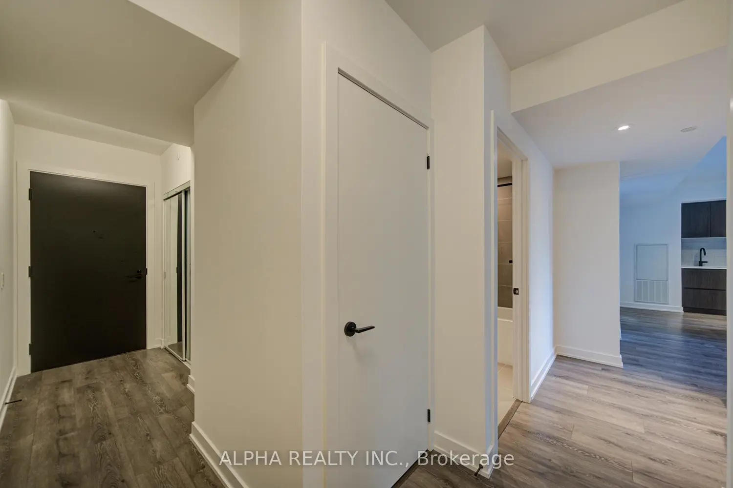 117 Broadway Avenue 515