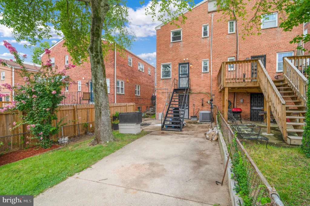 421 Jefferson Street NE, Washington, DC 20011