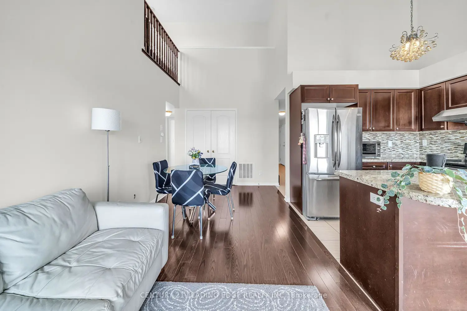 653A Warden Avenue 53 photo 3