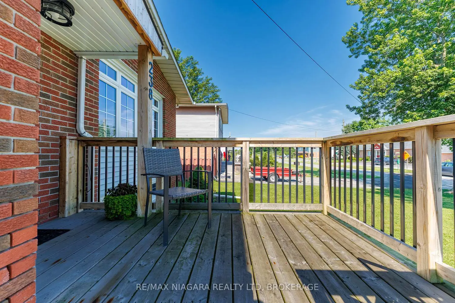 238 Walden Boulevard photo 3