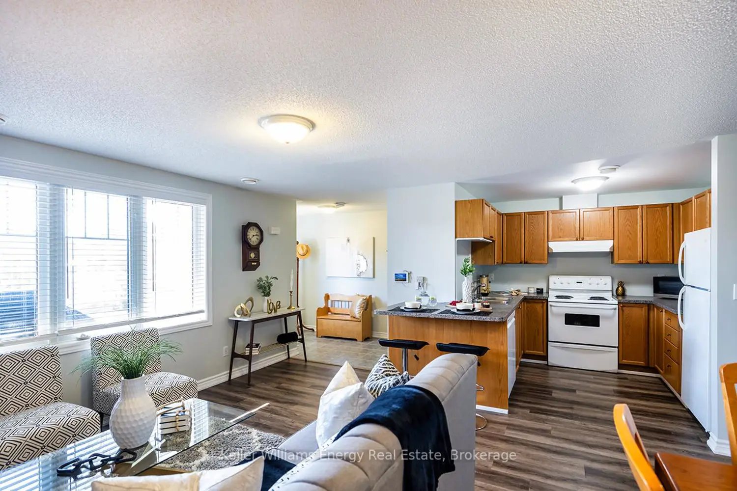 249 Ruttan Terrace 505 photo 5