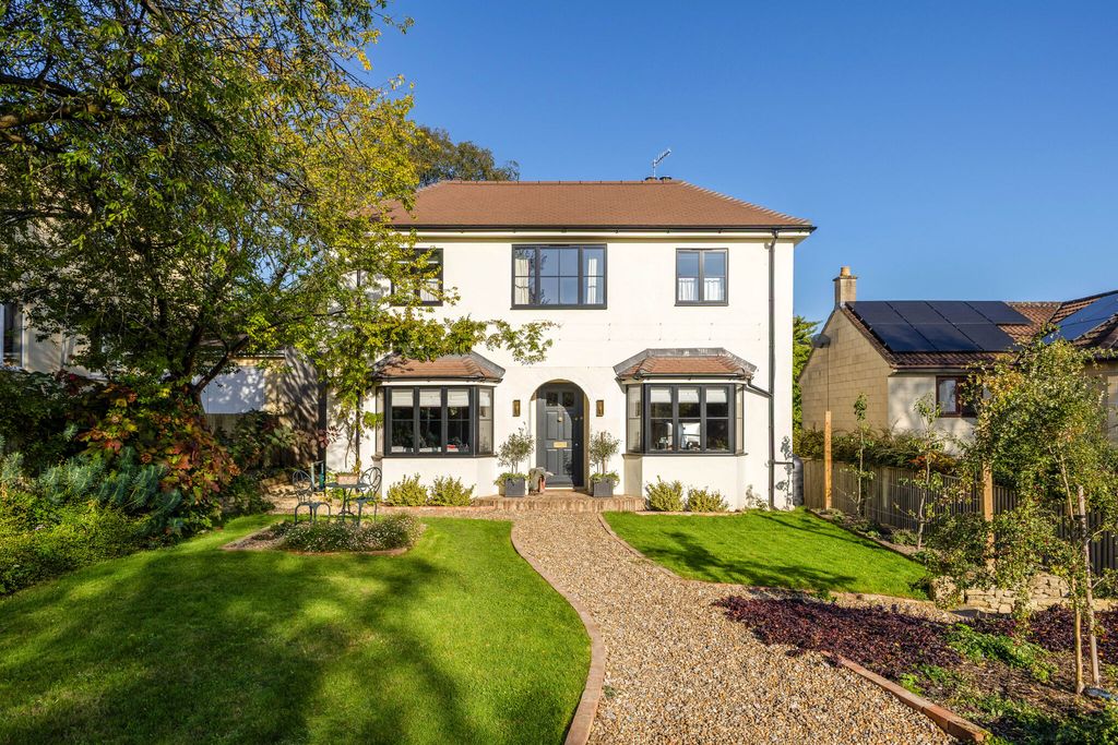 4 bed detached house for saleFairfield Park Road, Bath BA1