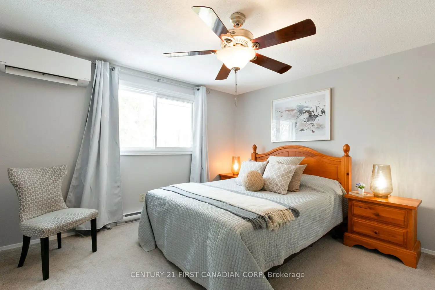 1099 Byron Baseline Road photo 4