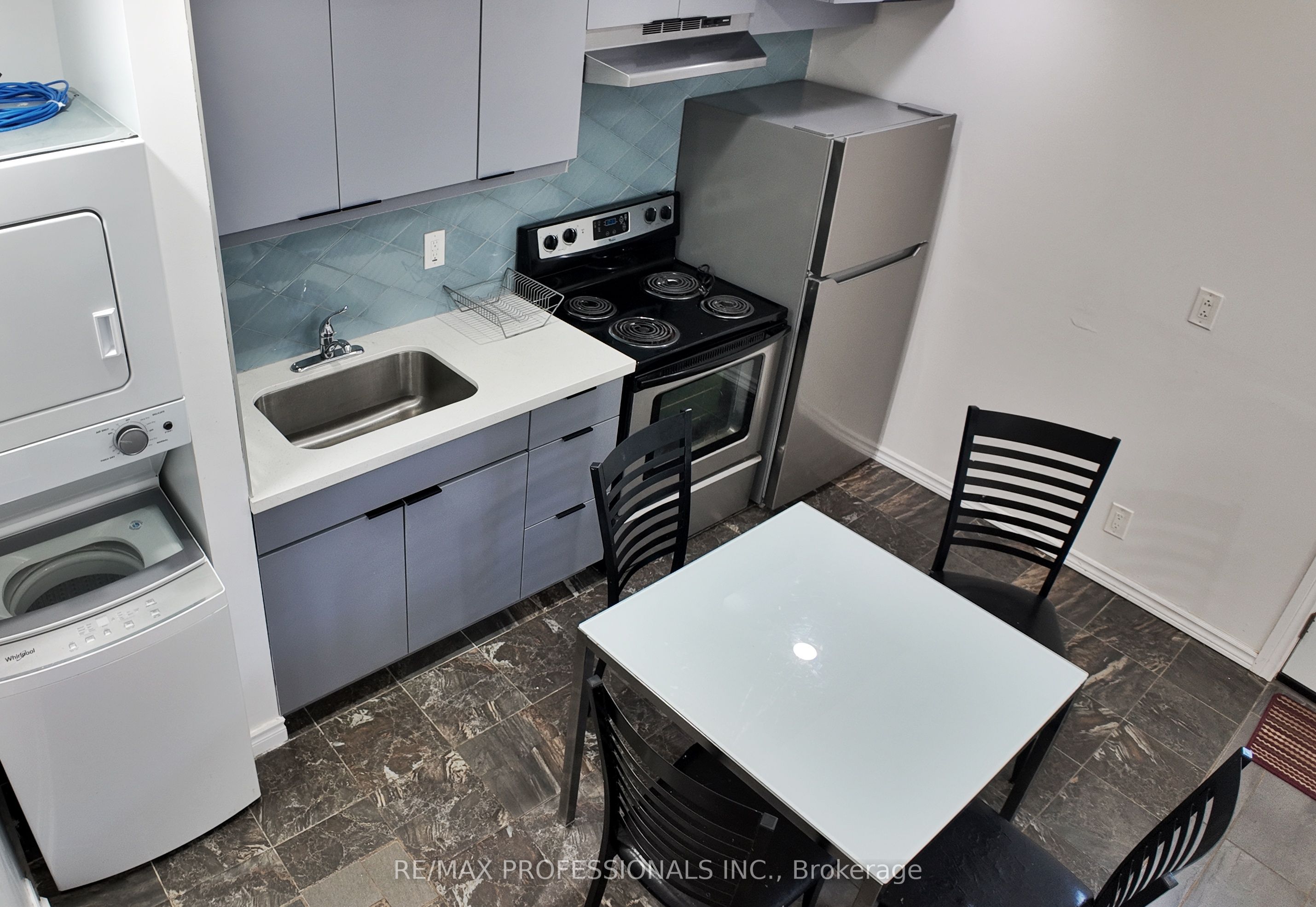 B-5 Farmbrook Road, Toronto, ON, M1J 2S3 photo 5