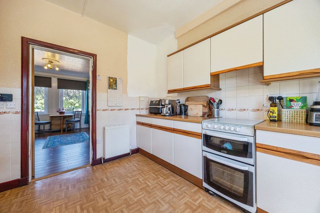 3 bed flat for saleRosebery Crescent, Gorebridge EH23 photo 5
