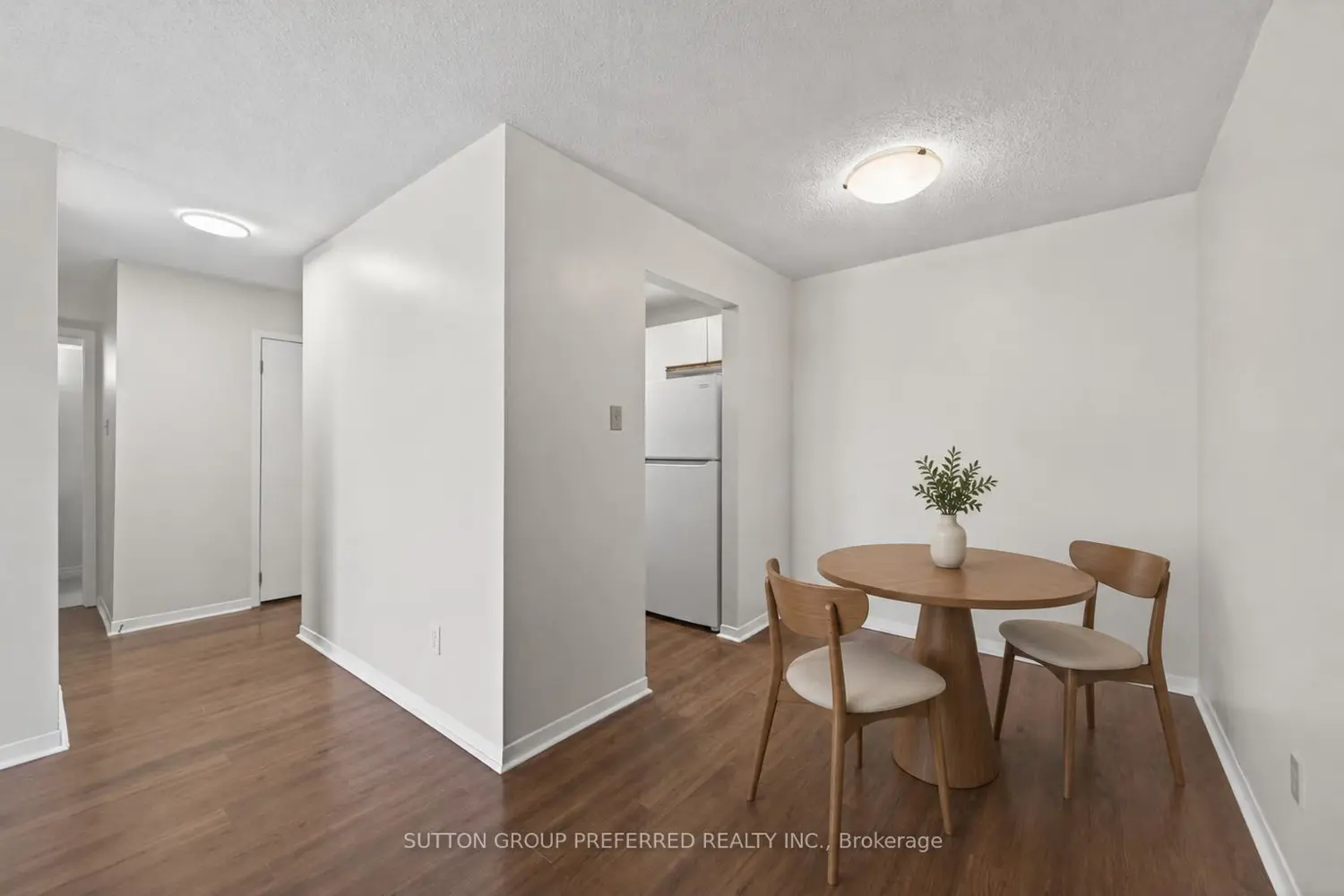 136 Conway Drive 52 photo 3