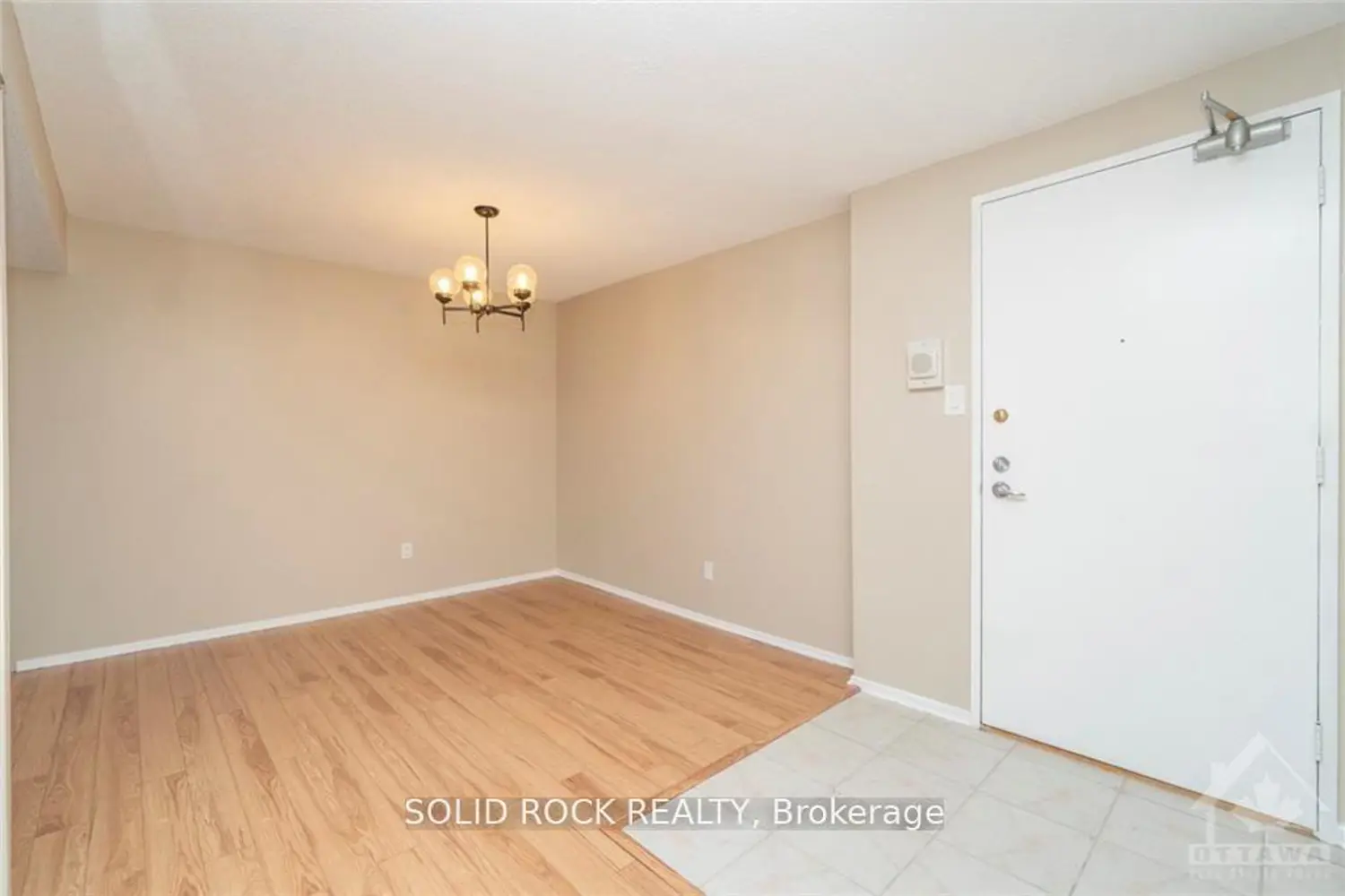 415 Greenview Avenue 309 photo 3
