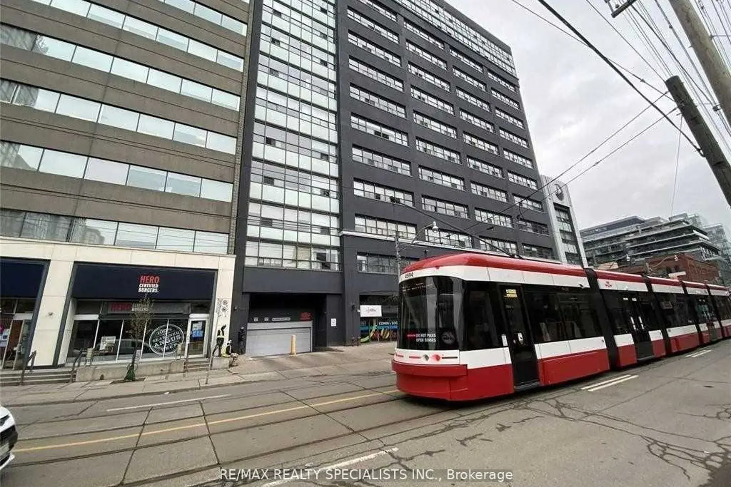 700 King Street 519 photo 2