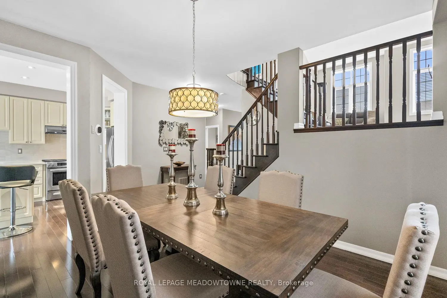 589 Bartleman Terrace photo 3