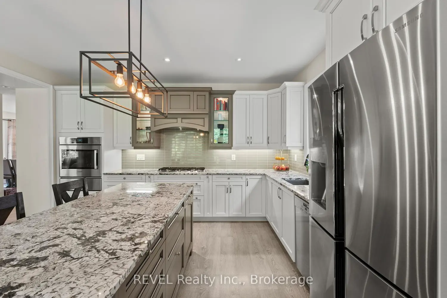 8517 Sweet Chestnut Drive photo 5