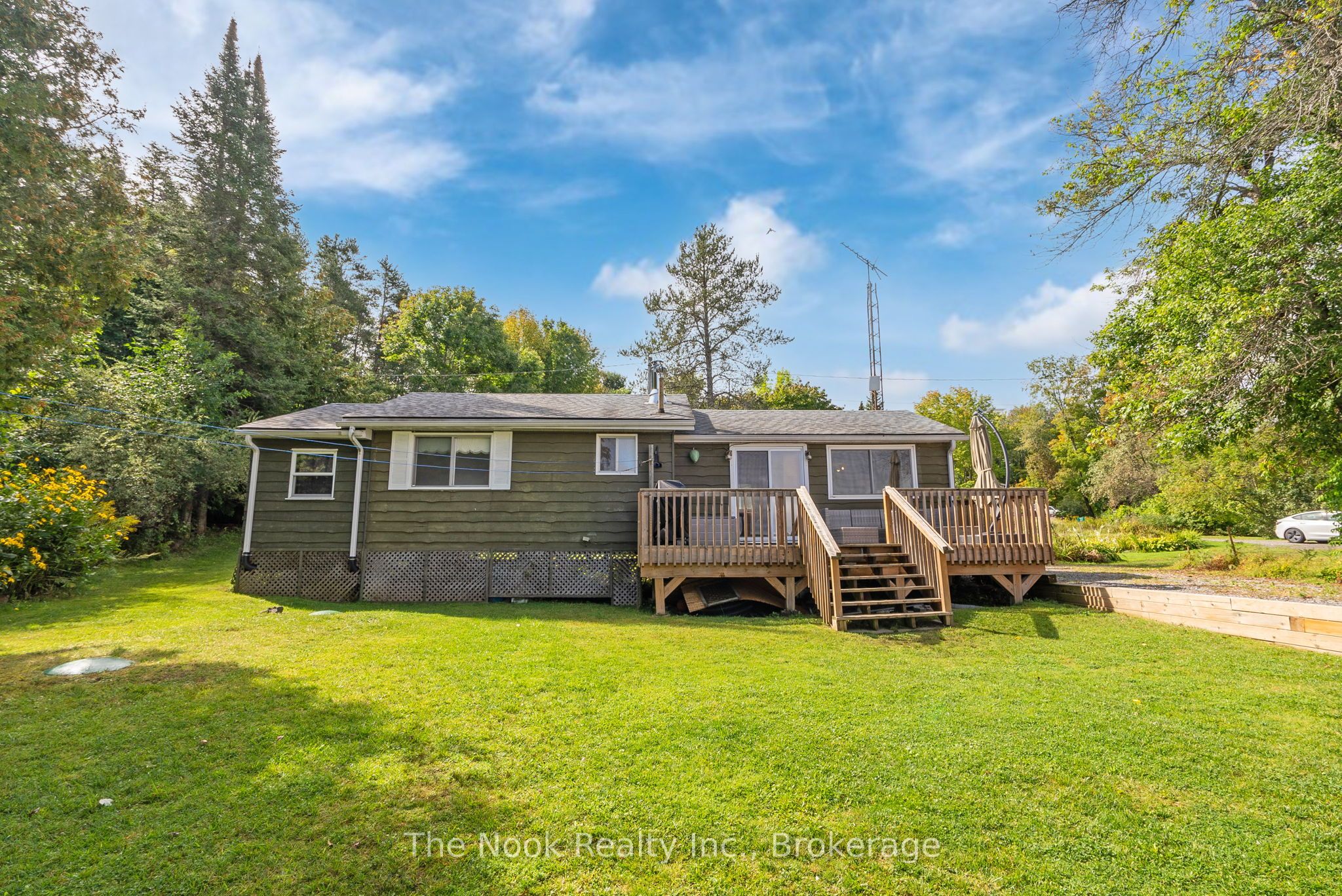 37 Goldfinch Lane, North Kawartha, ON, K0L 1A0