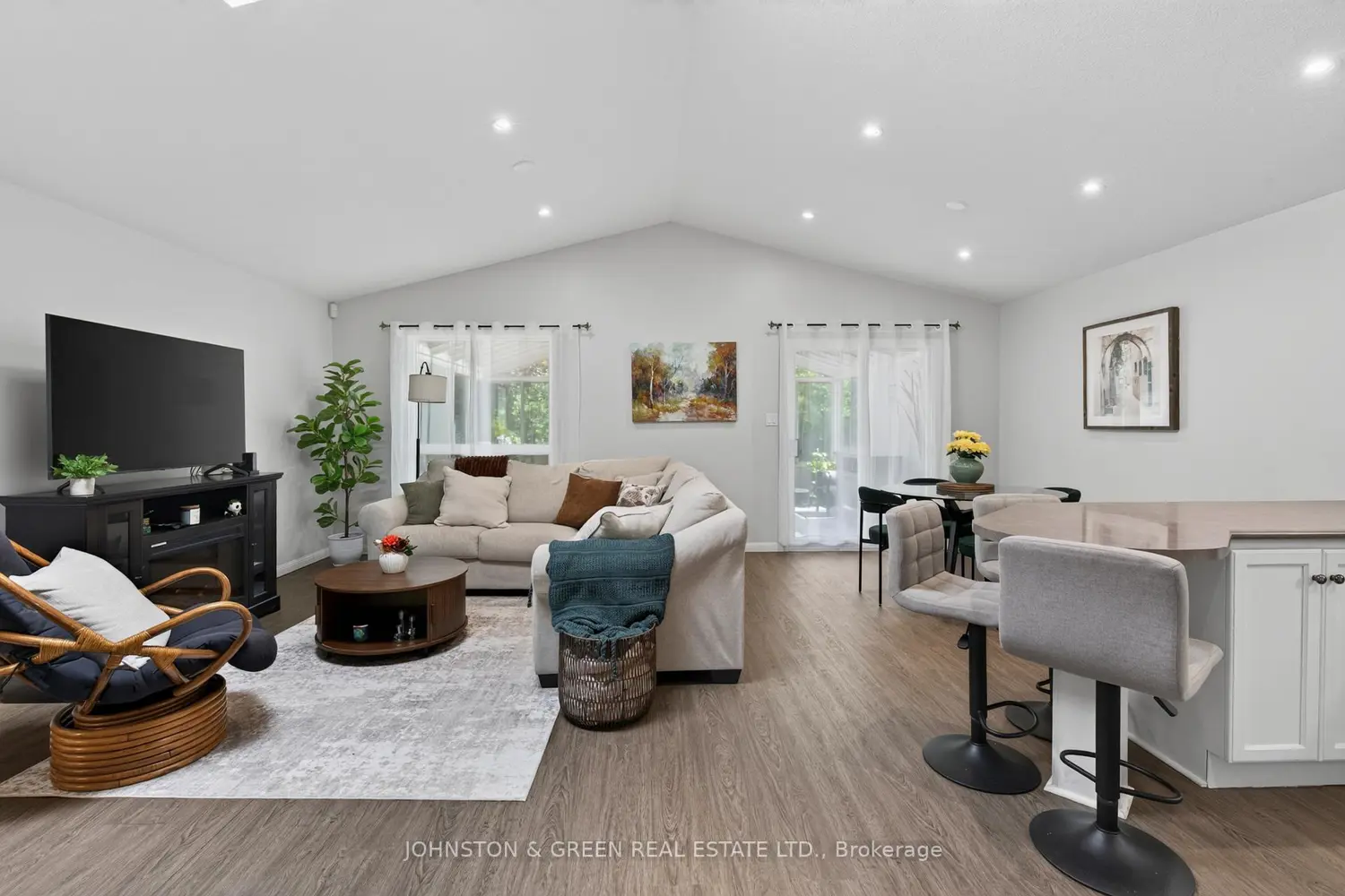268 Keewatin Avenue photo 4