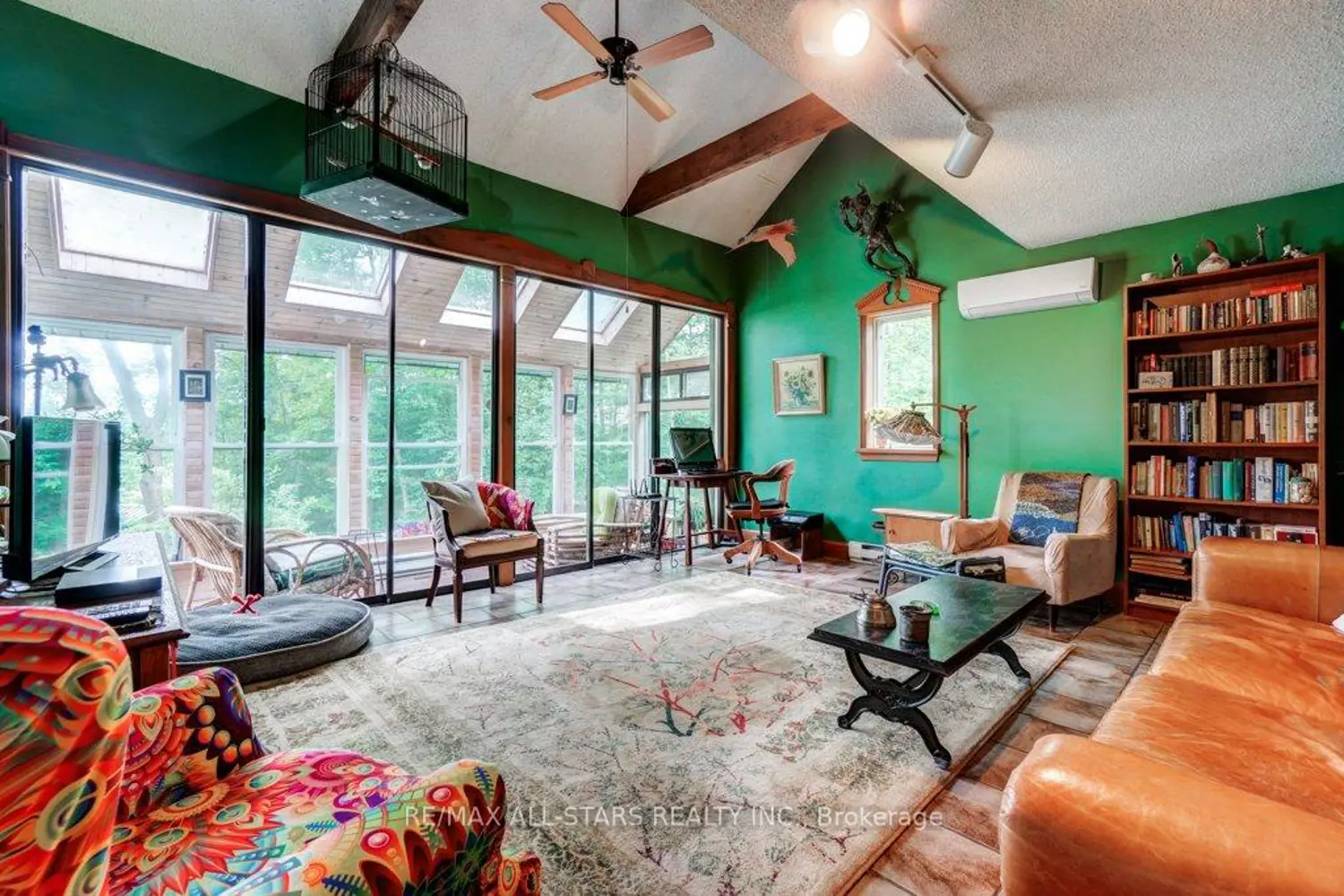 9388 Ravenshoe Road photo 5