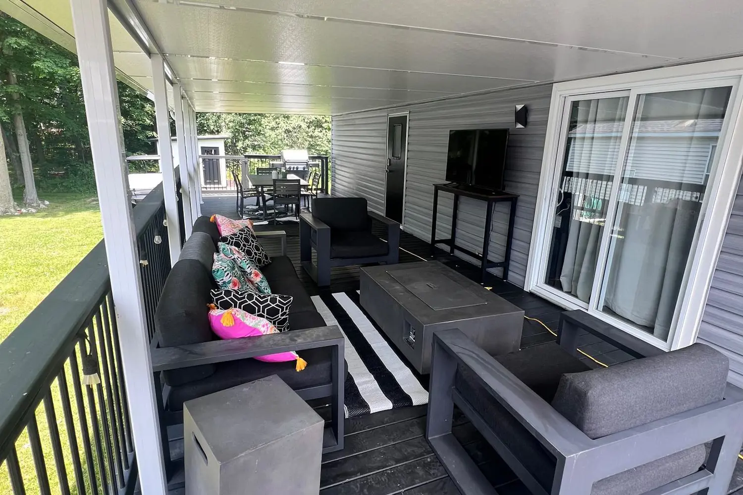22 Hickory Lane photo 2