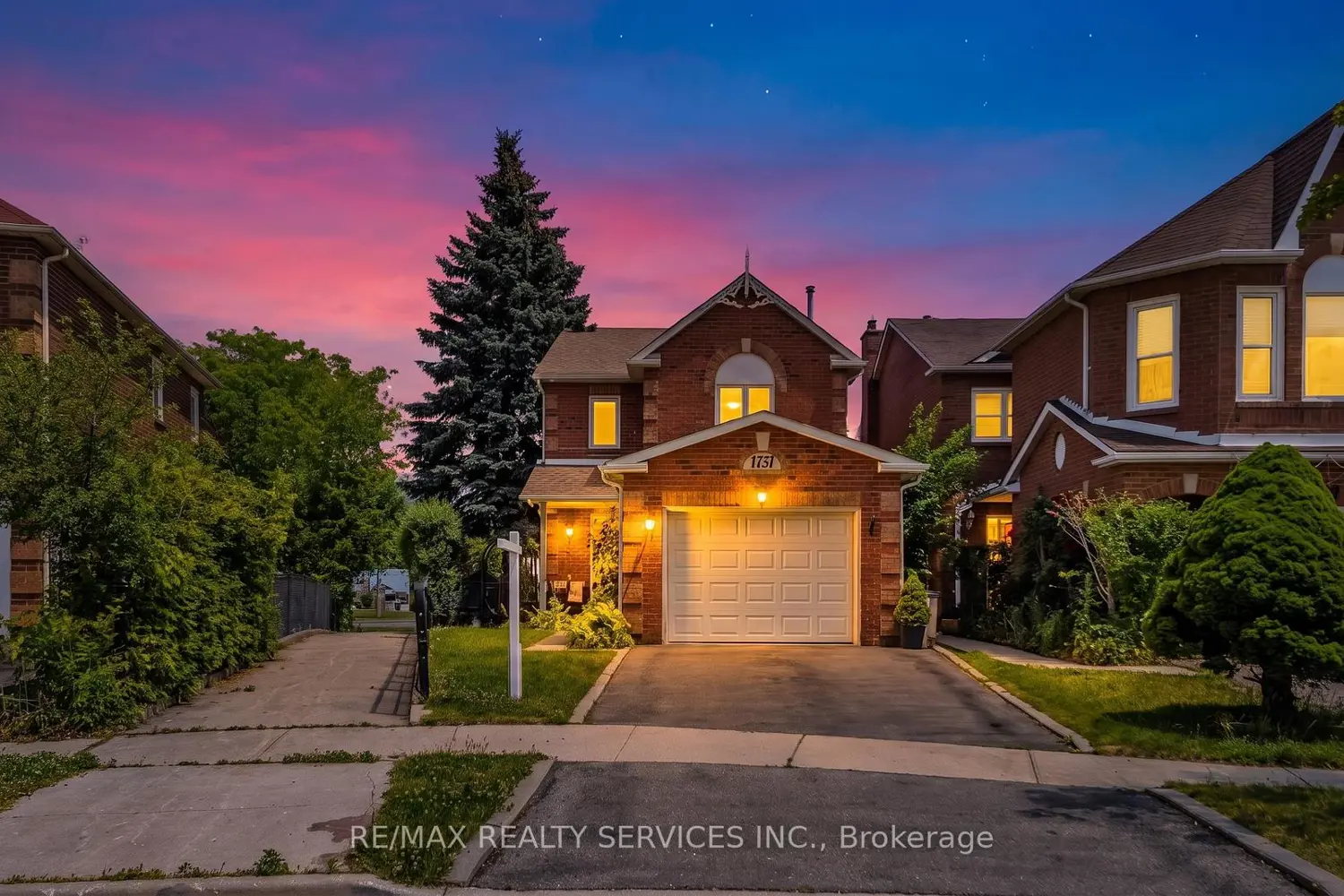 76 Leeward Drive photo 4