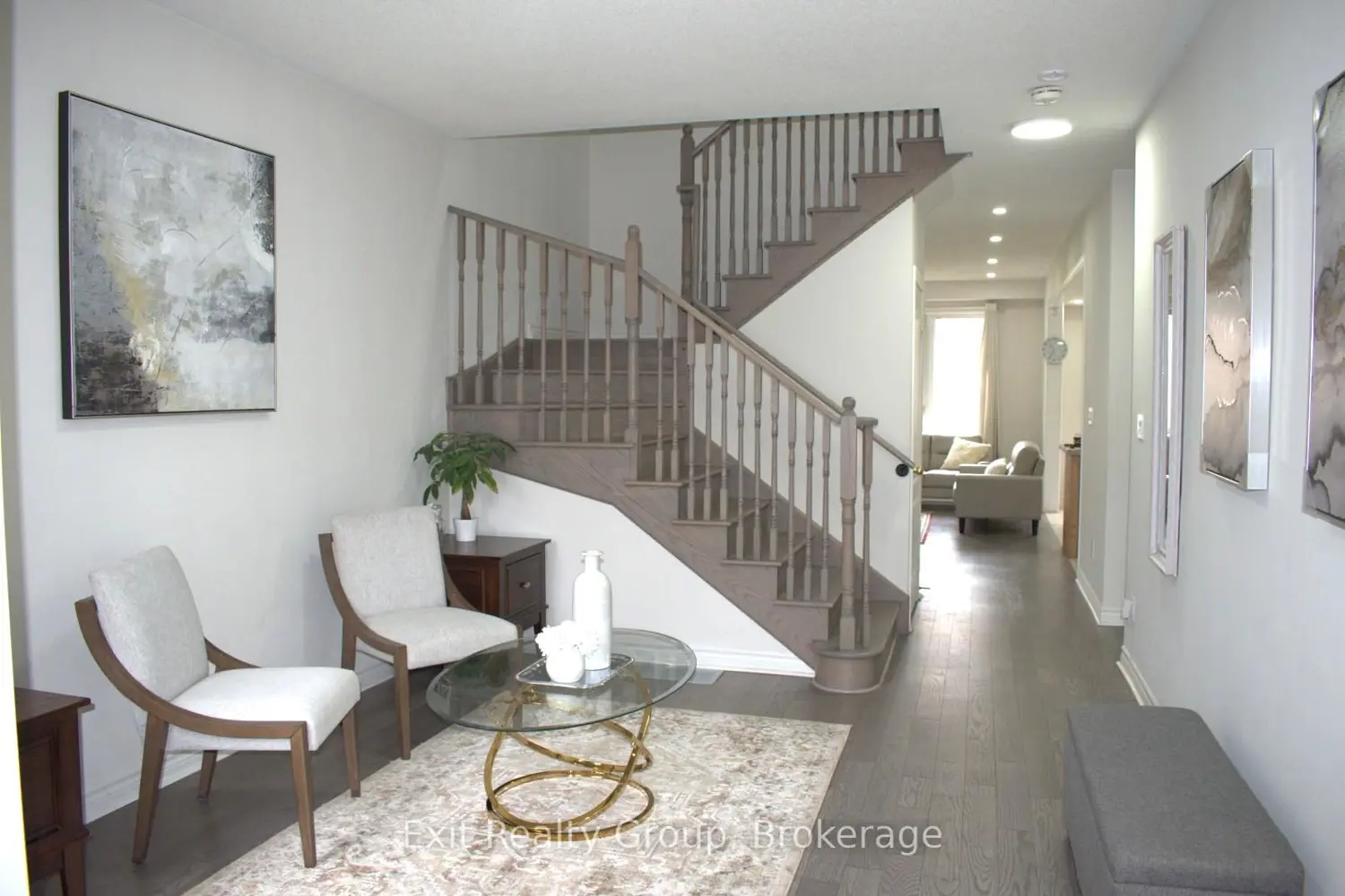 1857 Fosterbrook Street photo 2